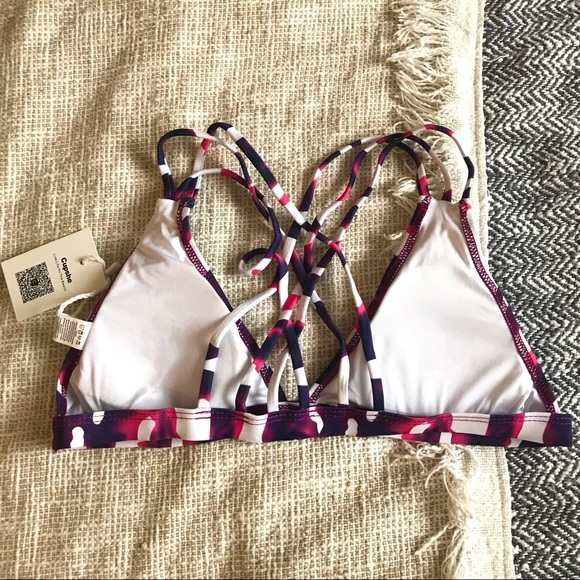Cupshe berry crush bikini - Picture 4 of 12